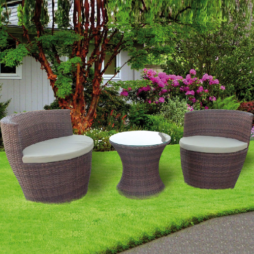 Amphora Lounge in Polirattan zwei Sessel mit Kissen und ein Couchtisch mit braunem Glas stapelbar für den Außen- und Innenbereich